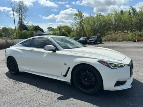 White 2019 INFINITI Q60 3.0t LUXE for sale in Webster, NY