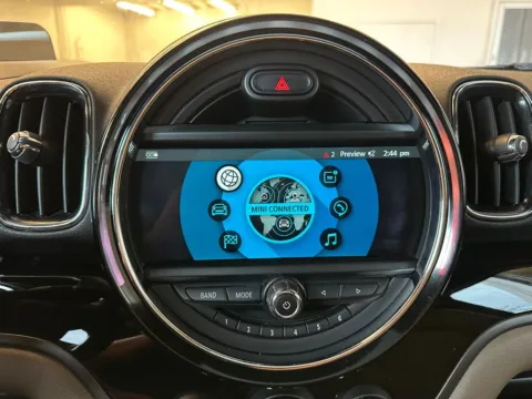More photos of 2018 MINI Cooper S Countryman at Marina Chrysler Dodge Jeep Ram, NY