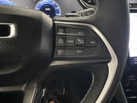 More photos of 2025 Jeep Grand Cherokee Limited at Marina Chrysler Dodge Jeep Ram, NY