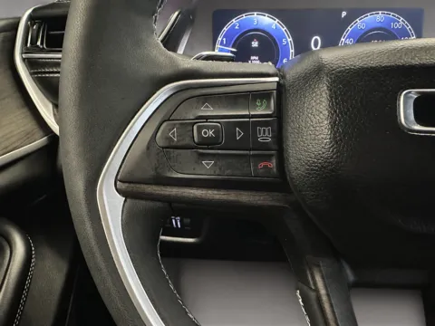 More photos of 2025 Jeep Grand Cherokee Limited at Marina Chrysler Dodge Jeep Ram, NY