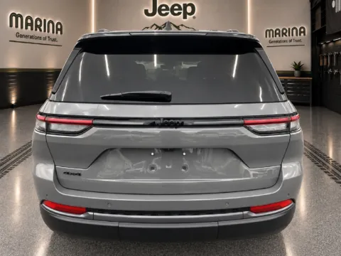 More photos of 2027 Jeep Grand Cherokee Limited at Marina Chrysler Dodge Jeep Ram, NY