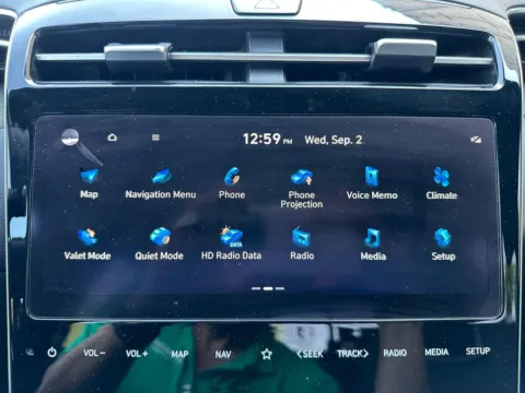 More photos of 2023 Hyundai Santa Cruz Limited at Marina Chrysler Dodge Jeep Ram, NY