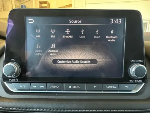 More photos of 2021 Nissan Rogue SV at Marina Chrysler Dodge Jeep Ram, NY