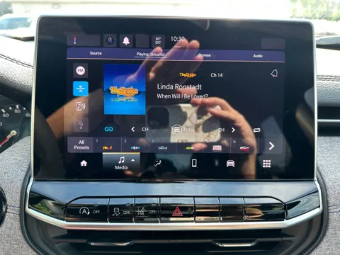 More photos of 2023 Jeep Compass Latitude at Marina Chrysler Dodge Jeep Ram, NY