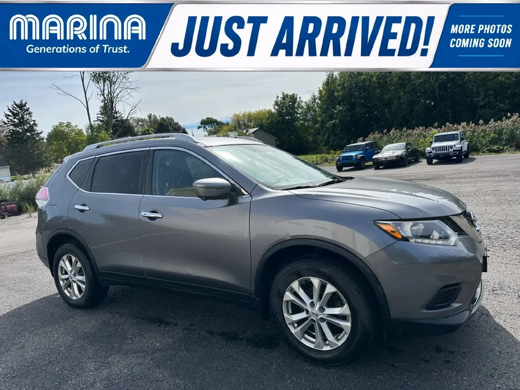 2016 Nissan Rogue SV