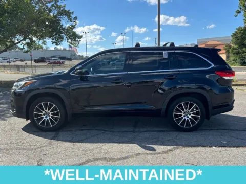 More photos of 2017 Toyota Highlander SE at Grace Auto Sales, VA