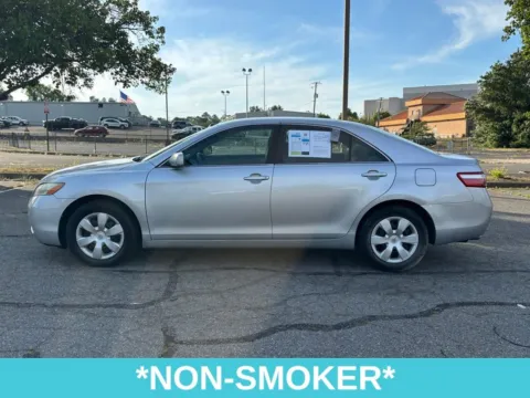 More photos of 2009 Toyota Camry LE at Grace Auto Sales, VA