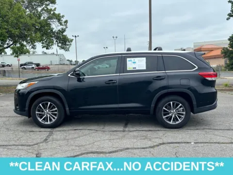 More photos of 2017 Toyota Highlander XLE at Grace Auto Sales, VA