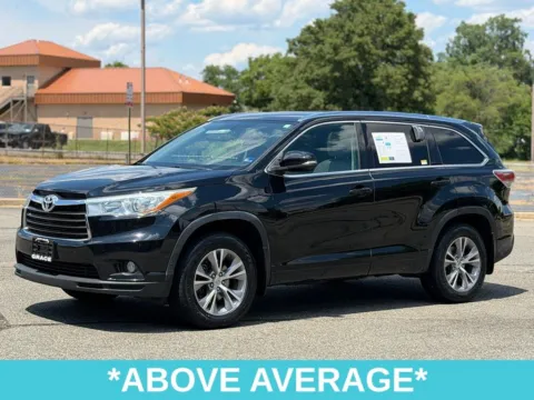 Another view of 2015 Toyota Highlander XLE V6 for sale in Richmond, VA at Grace Auto Sales