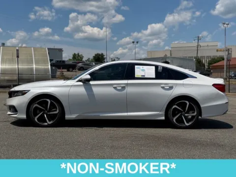 More photos of 2020 Honda Accord Sport at Grace Auto Sales, VA