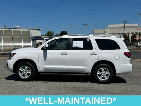 More photos of 2018 Toyota Sequoia SR5 at Grace Auto Sales, VA