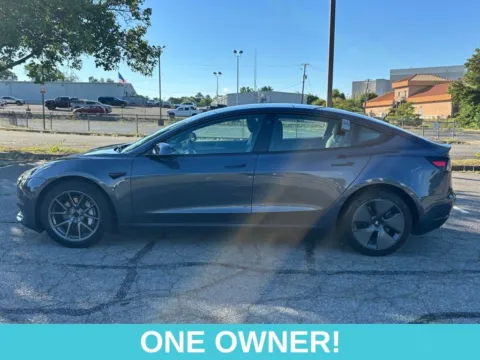 More photos of 2022 Tesla Model 3 at Grace Auto Sales, VA
