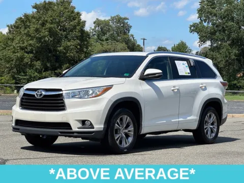 Another view of 2015 Toyota Highlander XLE V6 for sale in Richmond, VA at Grace Auto Sales