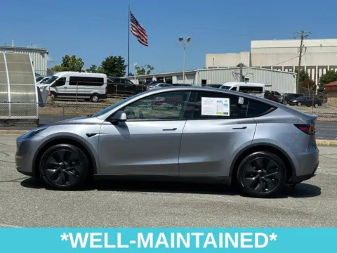More photos of 2024 Tesla Model Y Long Range at Grace Auto Sales, VA