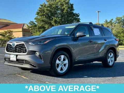 Another view of 2022 Toyota Highlander Hybrid LE for sale in Richmond, VA at Grace Auto Sales