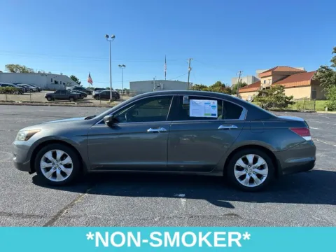 More photos of 2010 Honda Accord EX-L at Grace Auto Sales, VA