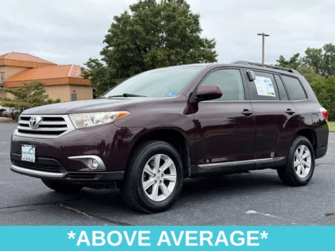 Another view of 2013 Toyota Highlander SE for sale in Richmond, VA at Grace Auto Sales