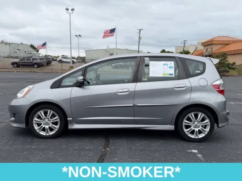 More photos of 2009 Honda Fit Sport at Grace Auto Sales, VA