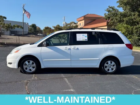 More photos of 2009 Toyota Sienna CE at Grace Auto Sales, VA