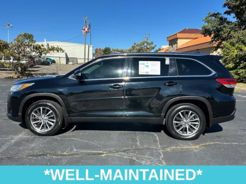 More photos of 2019 Toyota Highlander XLE at Grace Auto Sales, VA
