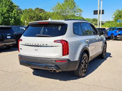 More photos of 2022 Kia Telluride SX at First Team Kia, VA