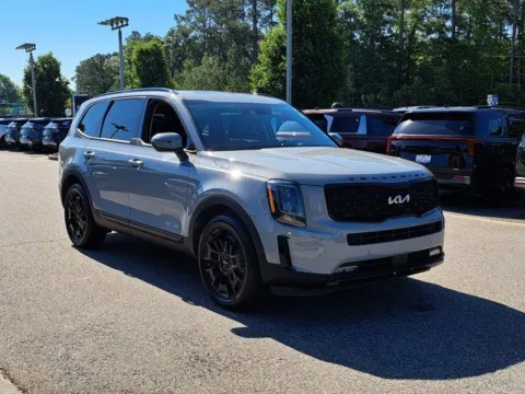 More photos of 2022 Kia Telluride SX at First Team Kia, VA