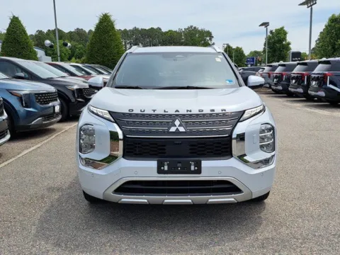 Another view of 2022 Mitsubishi Outlander SEL for sale in Suffolk, VA at First Team Kia