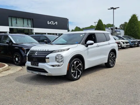 Photos of 2022 Mitsubishi Outlander SEL for sale in Suffolk, VA at First Team Kia
