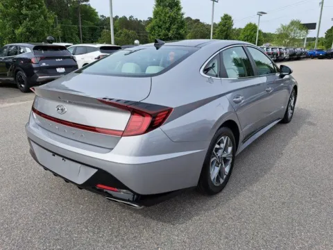 More photos of 2023 Hyundai Sonata SEL at First Team Kia, VA