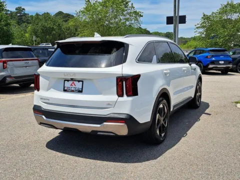 More photos of 2025 Kia Sorento Hybrid SX Prestige at First Team Kia, VA