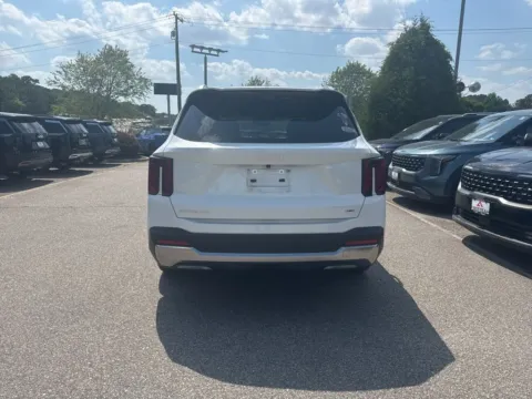 More photos of 2025 Kia Sorento Hybrid SX Prestige at First Team Kia, VA