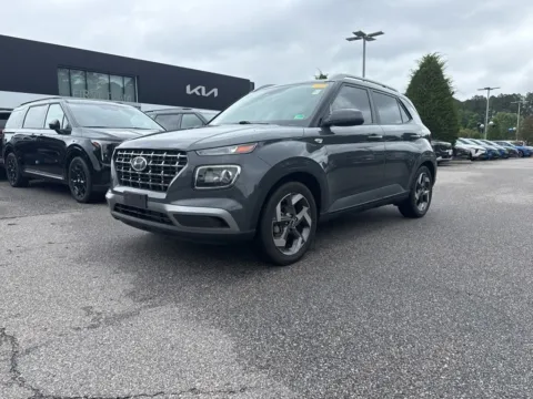 Photos of 2023 Hyundai Venue SEL for sale in Suffolk, VA at First Team Kia
