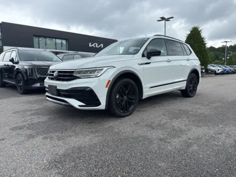 Photos of 2022 Volkswagen Tiguan 2.0T SE R-Line Black for sale in Suffolk, VA at First Team Kia
