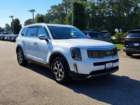 More photos of 2020 Kia Telluride EX at First Team Kia, VA