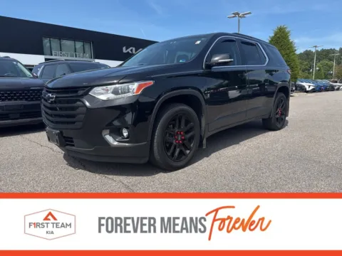 Black 2020 Chevrolet Traverse LT for sale in Suffolk, VA