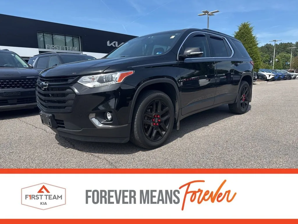 Black 2020 Chevrolet Traverse LT for sale in Suffolk, VA