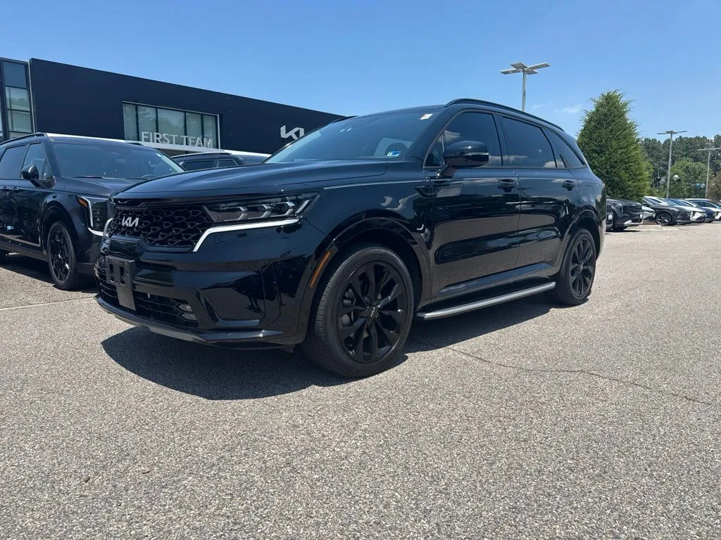 Black 2023 Kia Sorento SX for sale in Suffolk, VA
