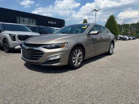 Photos of 2022 Chevrolet Malibu LT for sale in Suffolk, VA at First Team Kia