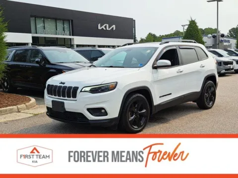 White 2020 Jeep Cherokee Latitude Plus for sale in Suffolk, VA