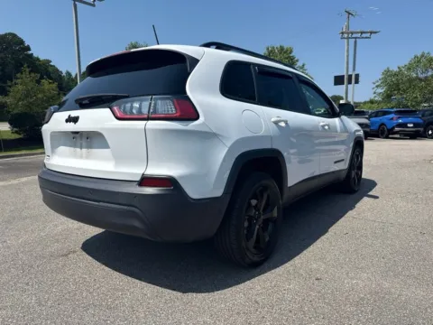 More photos of 2020 Jeep Cherokee Altitude at First Team Kia, VA