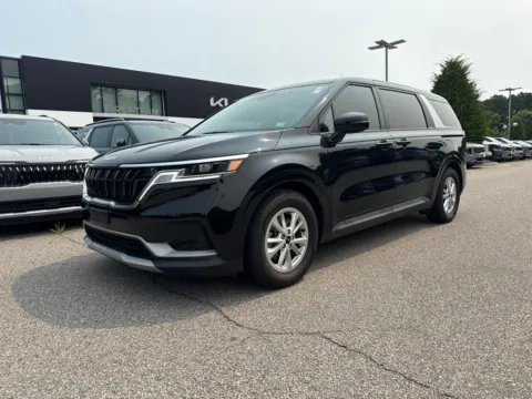 Black 2024 Kia Carnival LX for sale in Suffolk, VA