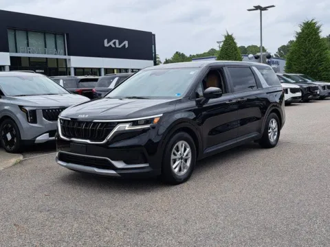 Black 2024 Kia Carnival LX for sale in Suffolk, VA