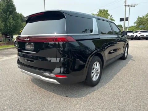 More photos of 2024 Kia Carnival LX at First Team Kia, VA