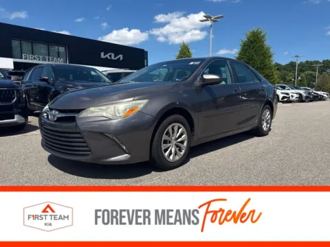 Gray 2015 Toyota Camry LE for sale in Suffolk, VA
