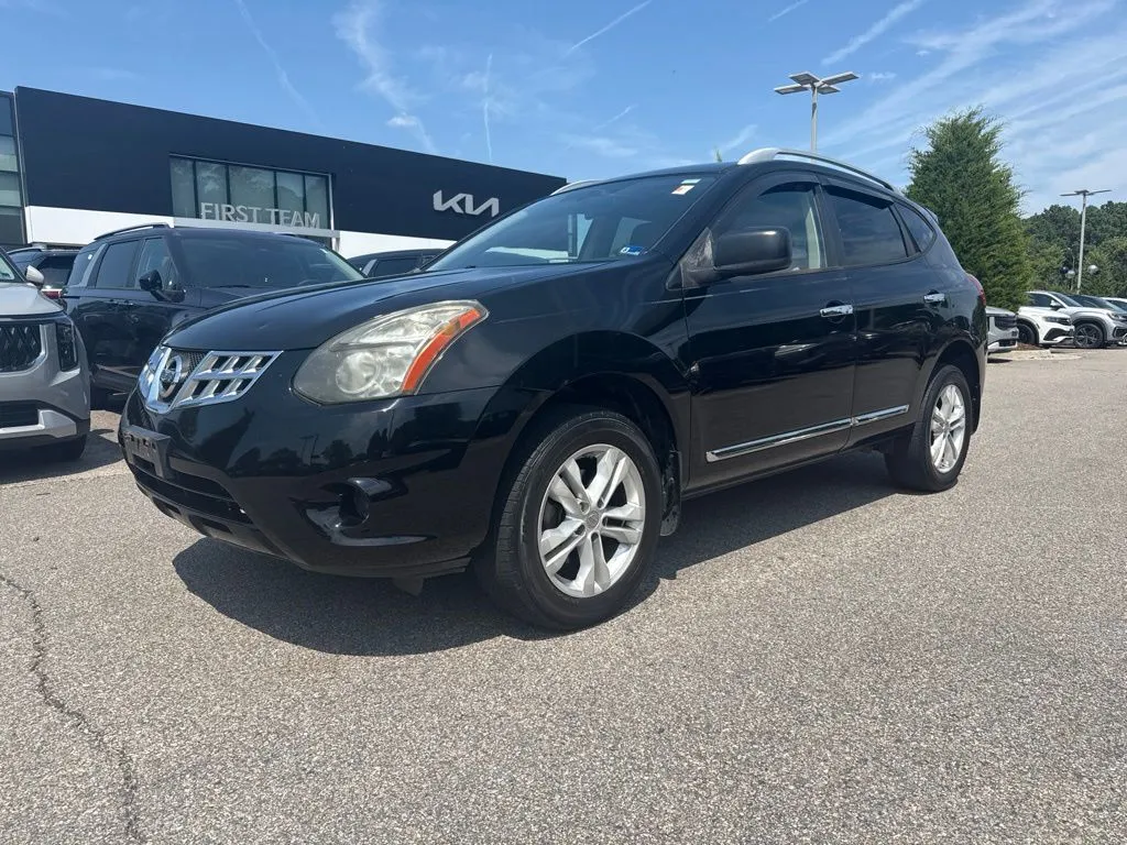 Black 2015 Nissan Rogue Select S for sale in Suffolk, VA