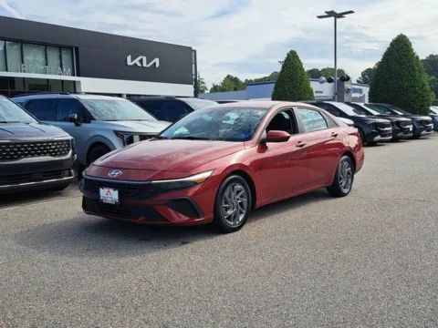 Photos of 2024 Hyundai Elantra SEL for sale in Suffolk, VA at First Team Kia