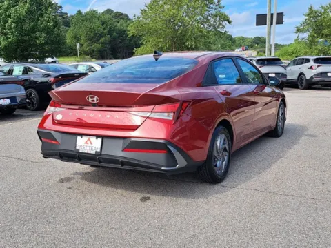 More photos of 2024 Hyundai Elantra SEL at First Team Kia, VA