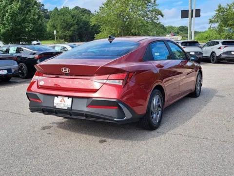 More photos of 2024 Hyundai Elantra SEL at First Team Kia, VA