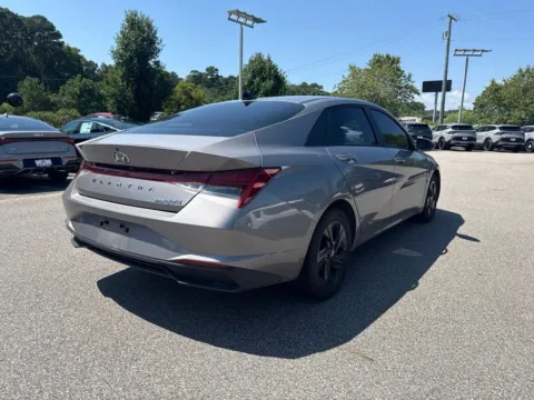 More photos of 2021 Hyundai Elantra Hybrid Blue at First Team Kia, VA