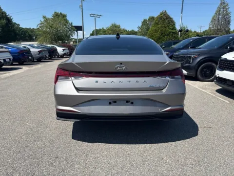 More photos of 2021 Hyundai Elantra Hybrid Blue at First Team Kia, VA